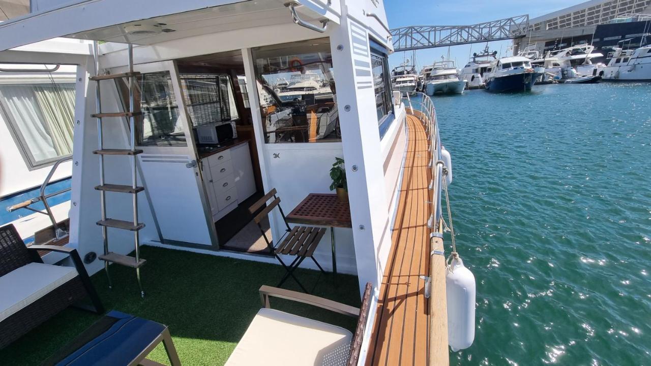 圣阿德里安-德贝索斯 Charming Boat House In Barcelona With Big Terrace And Solarium酒店 外观 照片